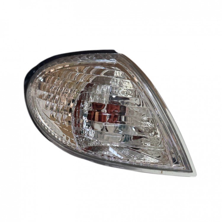 Nıssan Sinyal Almera 00-02 Sağ Nıssan Sinyal Almera 00-02 Sağ