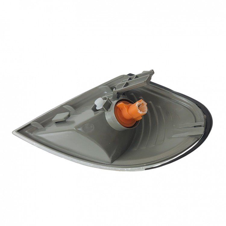 Nıssan Sinyal Almera 00-02 Sağ Nıssan Sinyal Almera 00-02 Sağ