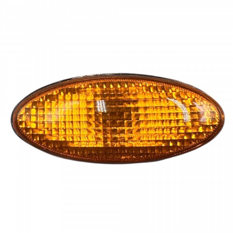 Nıssan Sinyal Çamurluk Yd25 03-05/Vanetta 96-99 Sağ/Sol Nıssan Sinyal Çamurluk Yd25 03-05/Vanetta 96-99 Sağ/Sol