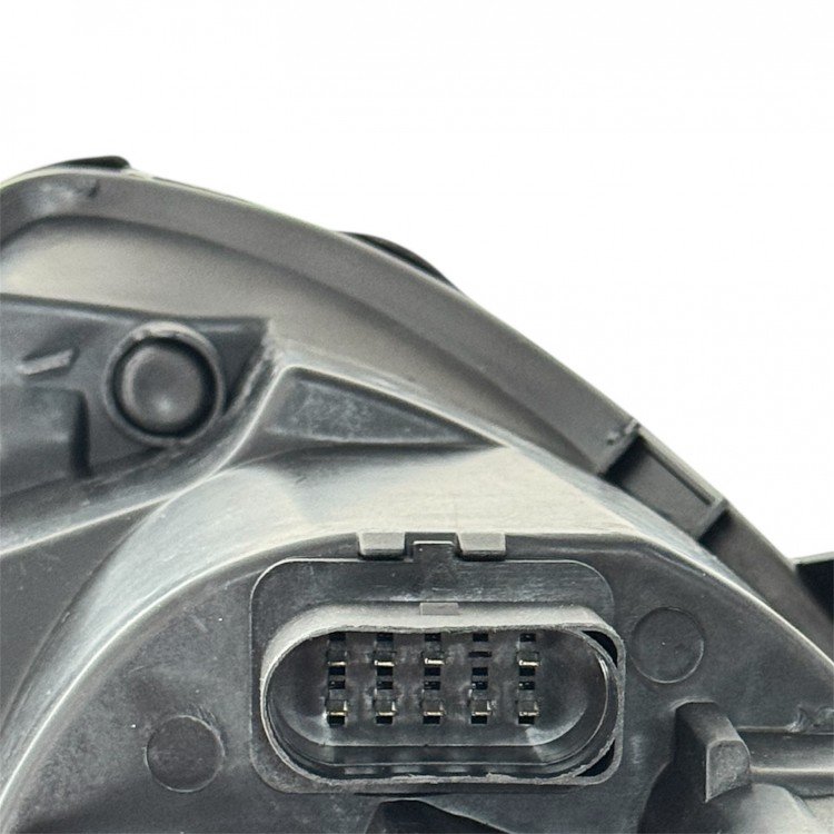 Volkswagen Far Caddy 04-10 Sağ