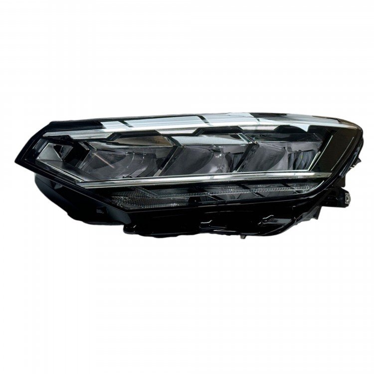 Volkswagen Far Passat B8,5 19-23 Sol (Ledli) Volkswagen Far Passat B8,5 19-23 Sol (Ledli)