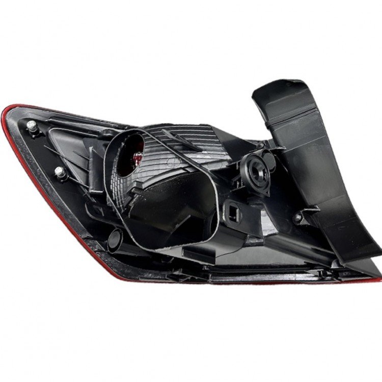 Seat Stop Leon 13-16 Dış Sağ (Ledsiz) Seat Stop Leon 13-16 Dış Sağ (Ledsiz)