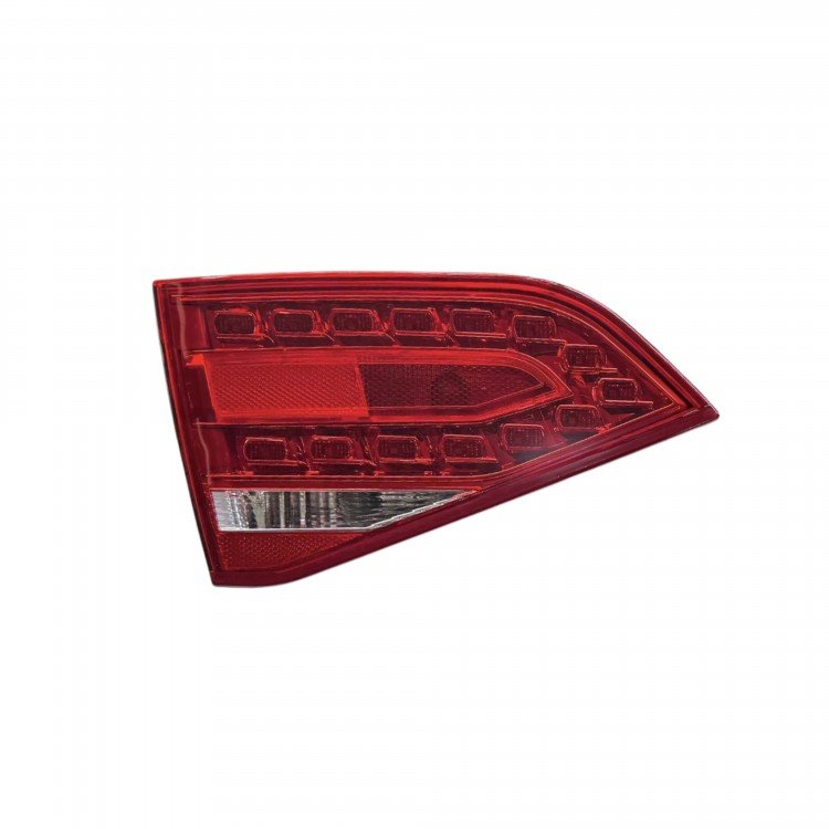 Audi Stop A4 09-12 İç Sol (Ledli) Audi Stop A4 09-12 İç Sol (Ledli)