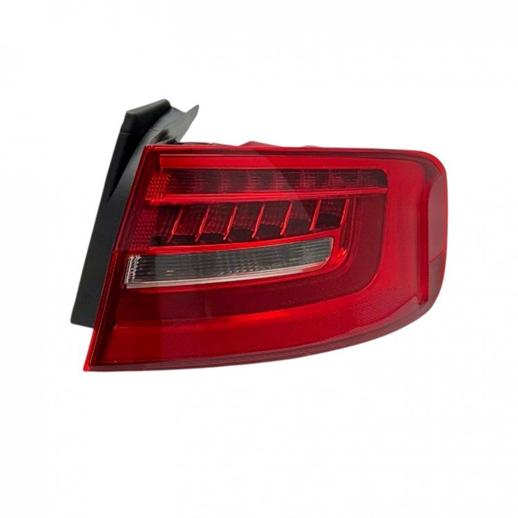 Audi Stop A4 13-16 Dış Sağ (Ledli) Audi Stop A4 13-16 Dış Sağ (Ledli)