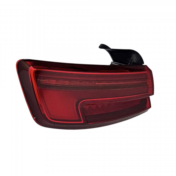 Audi Stop A3 Sedan 17-20 Dış Sol (Ledli) Audi Stop A3 Sedan 17-20 Dış Sol (Ledli)