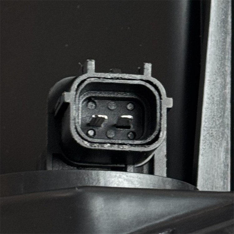 Hyundaı Far Accent Blue 11-14 Sağ (Elektrikli) Hyundaı Far Accent Blue 11-14 Sağ (Elektrikli)