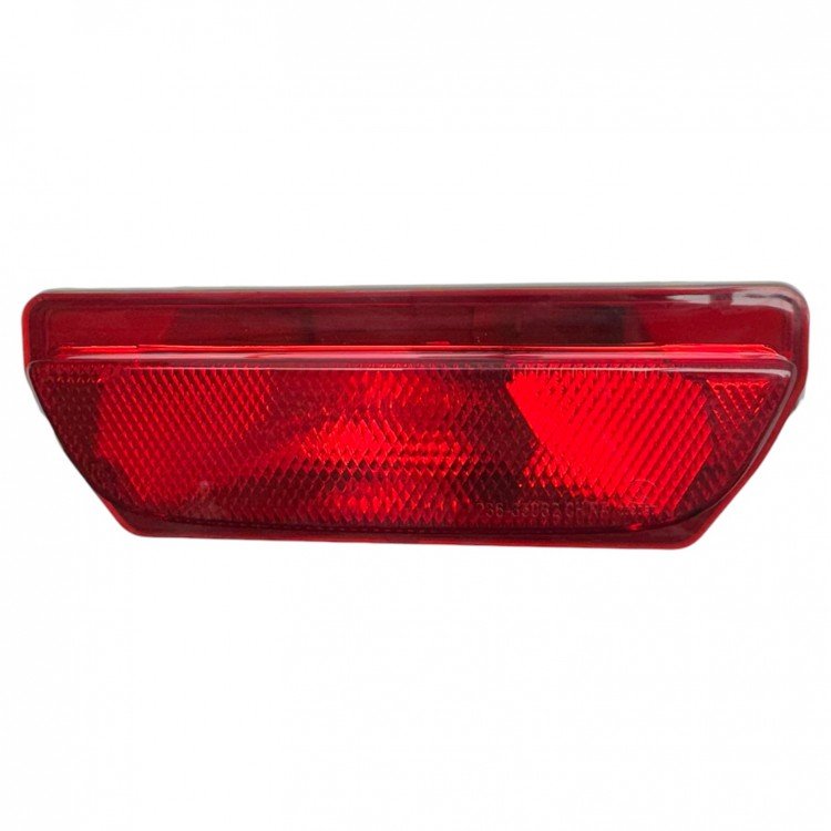 Mazda Reflektör Tampon Mazda 3 13-18 Arka (Orta) Mazda Reflektör Tampon Mazda 3 13-18 Arka (Orta)